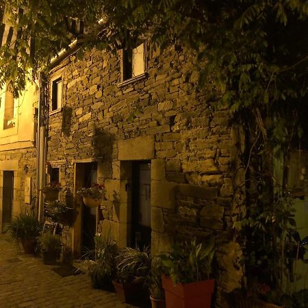 Au Coeur Du Quartier Historique Villa Lannion Bagian luar foto